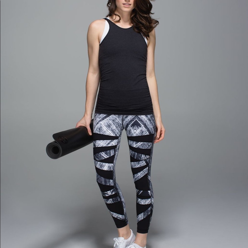 Lululemon High Times pants full on luon size 8